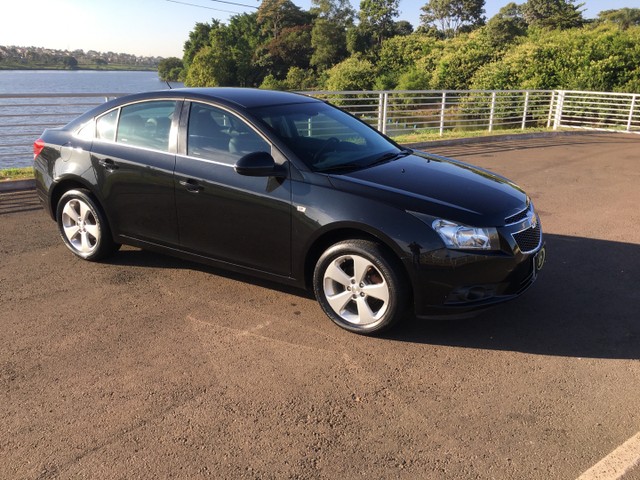 CRUZE LT AUTOMÁTICO COMPLETO