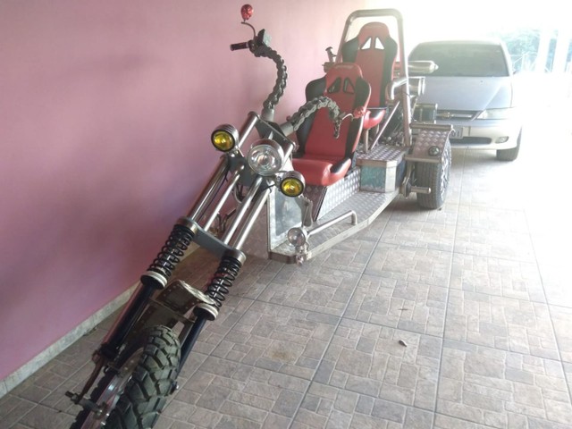 TRICICLO, VENDE OU TROCA P  MOTO  