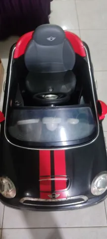 Mini carro com controle remoto