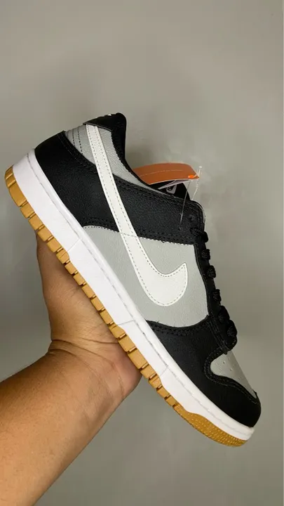 Nike Dunk Low - numeração 40