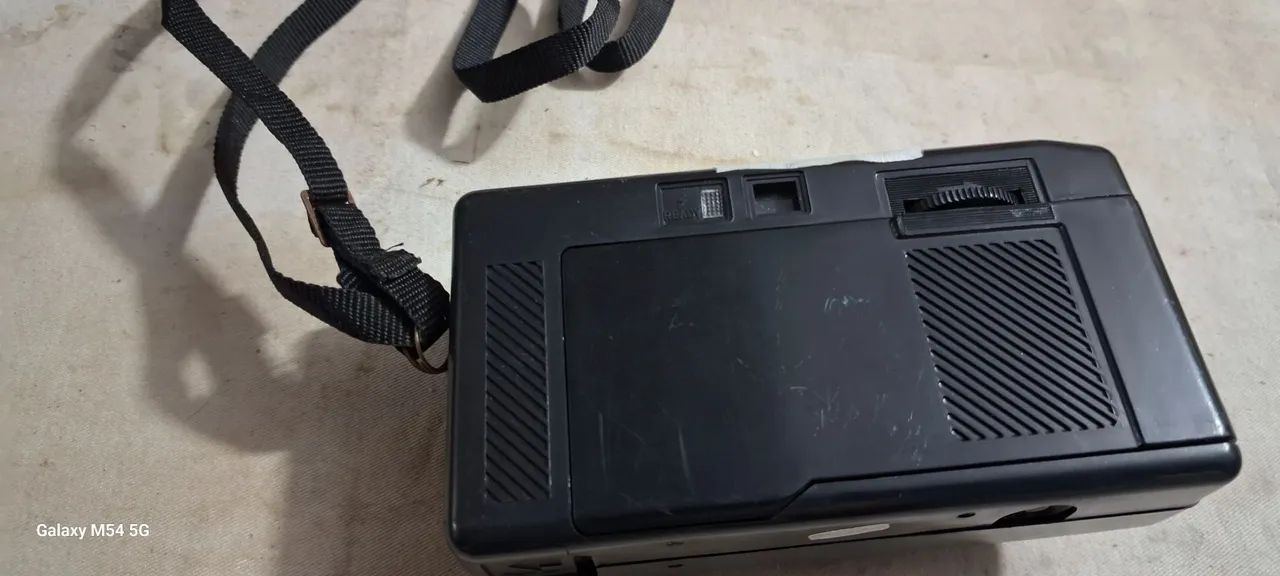 Câmera YASHICA TRIP-35 - Usada - Foto 4