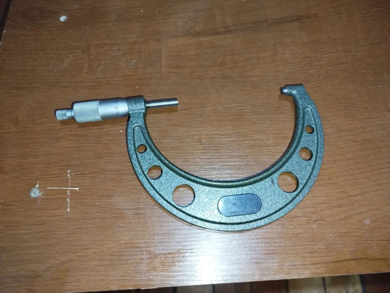 Paquímetro de Micrômetro para Medição Industrial