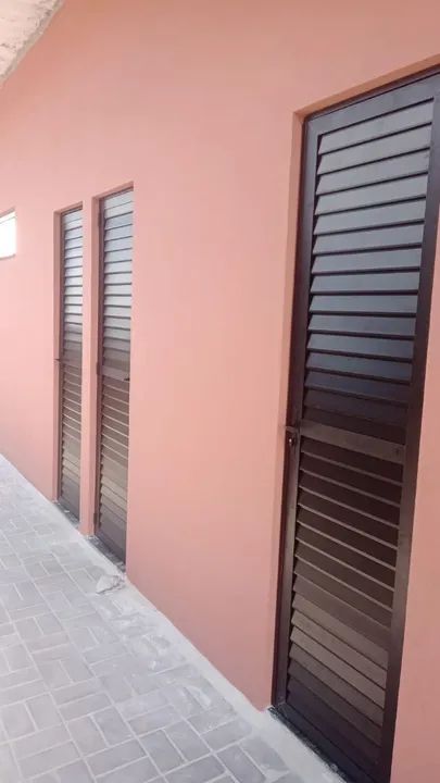 PORTAS EM ALUMÍNIO PRETO FOSCO BRANCO 