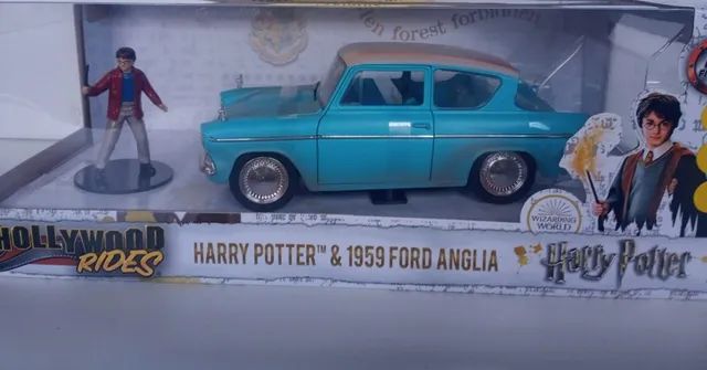 miniatura ford anglia 1959 do filme harry potter  escala 1:24