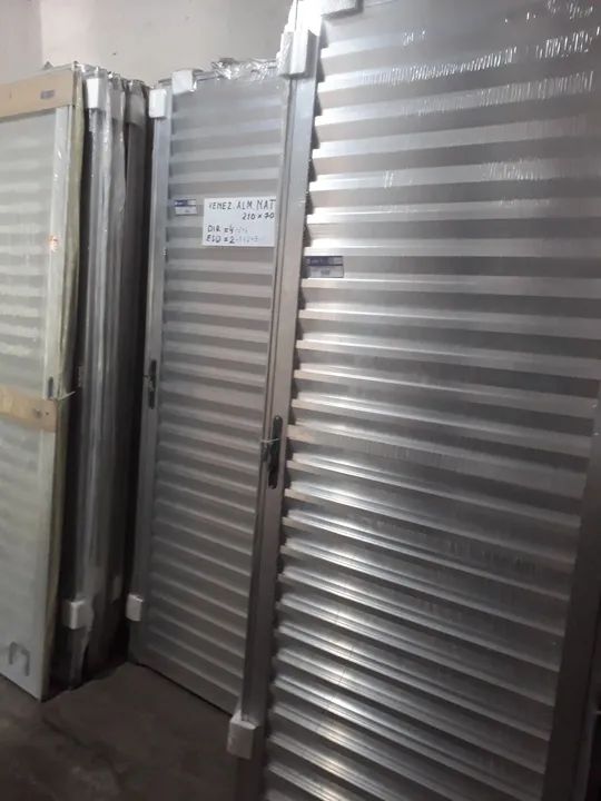 Porta tipo veneziana de alumínio  Natural 2.10x 60  ( 489,00 ) - Foto 3