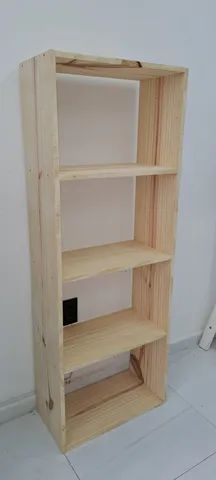 Estante em madeira Pinus com 5 prateleiras