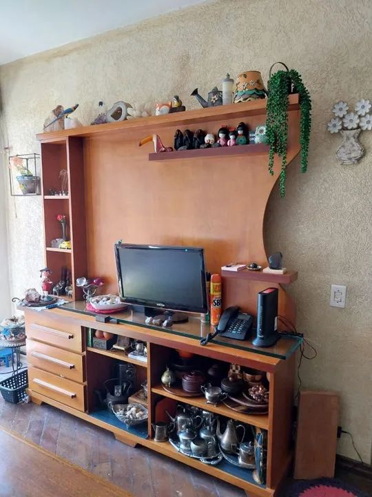 Rack Estante de madeira para TV. - Foto 2
