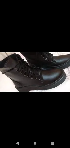 bota nova na caixa número 33, 34,35,37,38,39