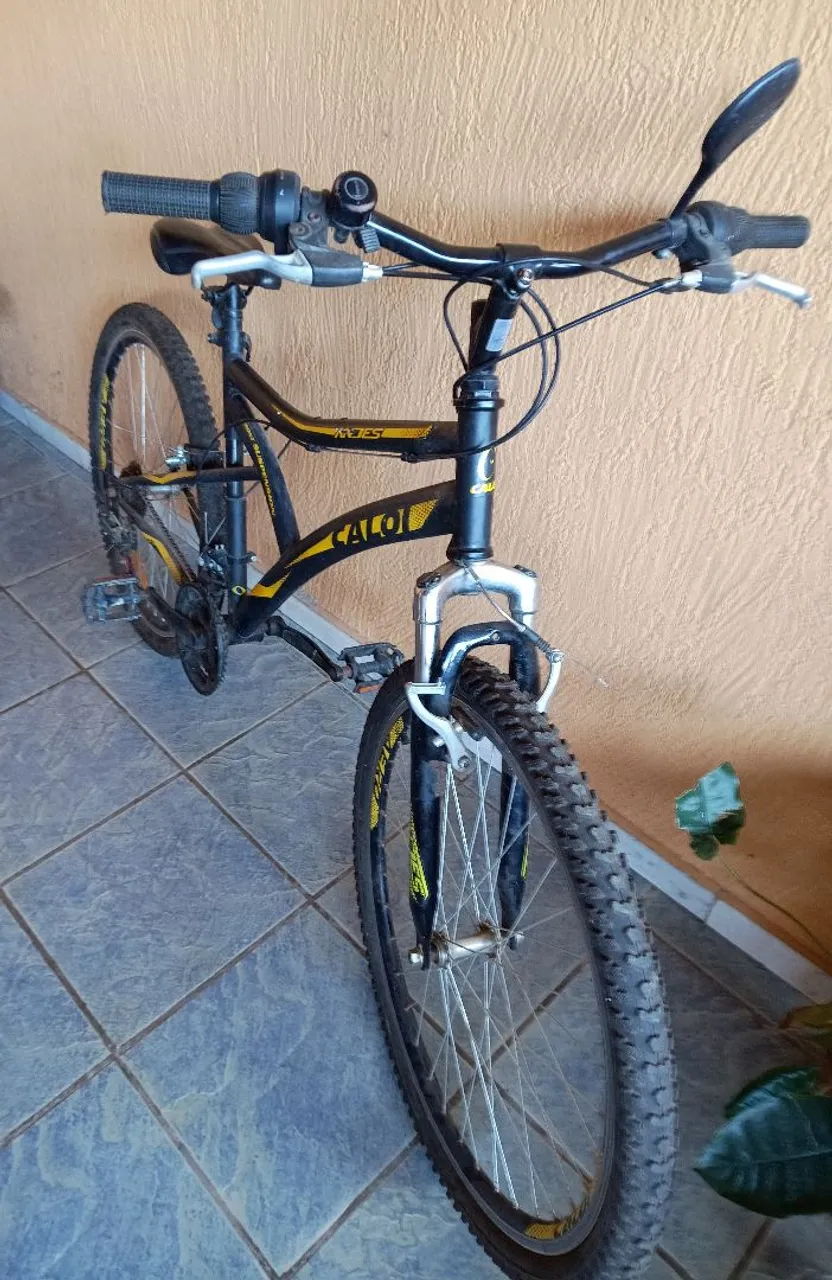 Bicicleta Caloi Aro 26 usada
