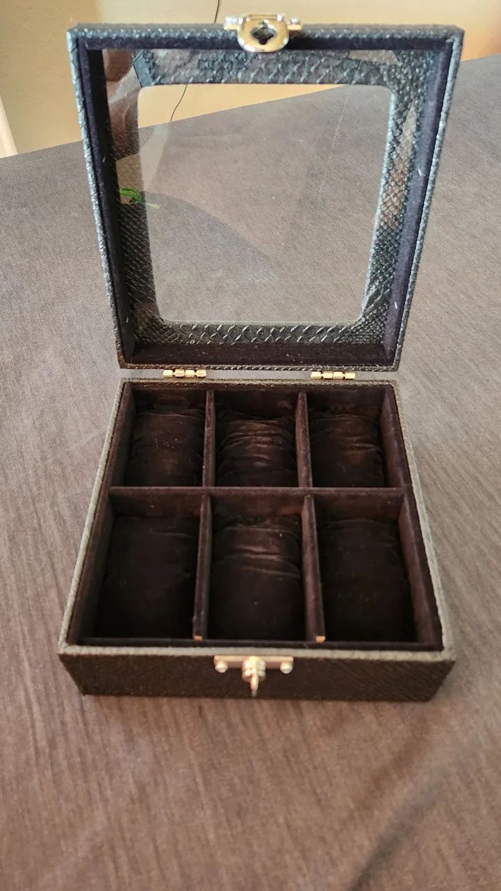 Vendo Porta Relógios - 6 Compartimentos