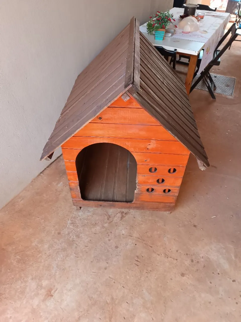Casinha de cachorro de madeira