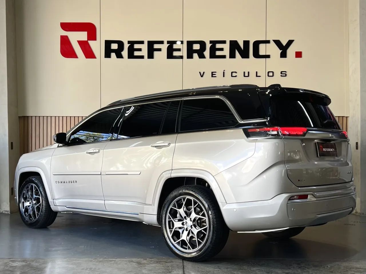 Jeep Commander 2023 1.3 t270 turbo flex overland at6 - Foto 2