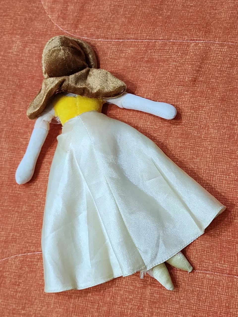 Boneca de pano vintage Princesa Bela 2006  - Foto 3