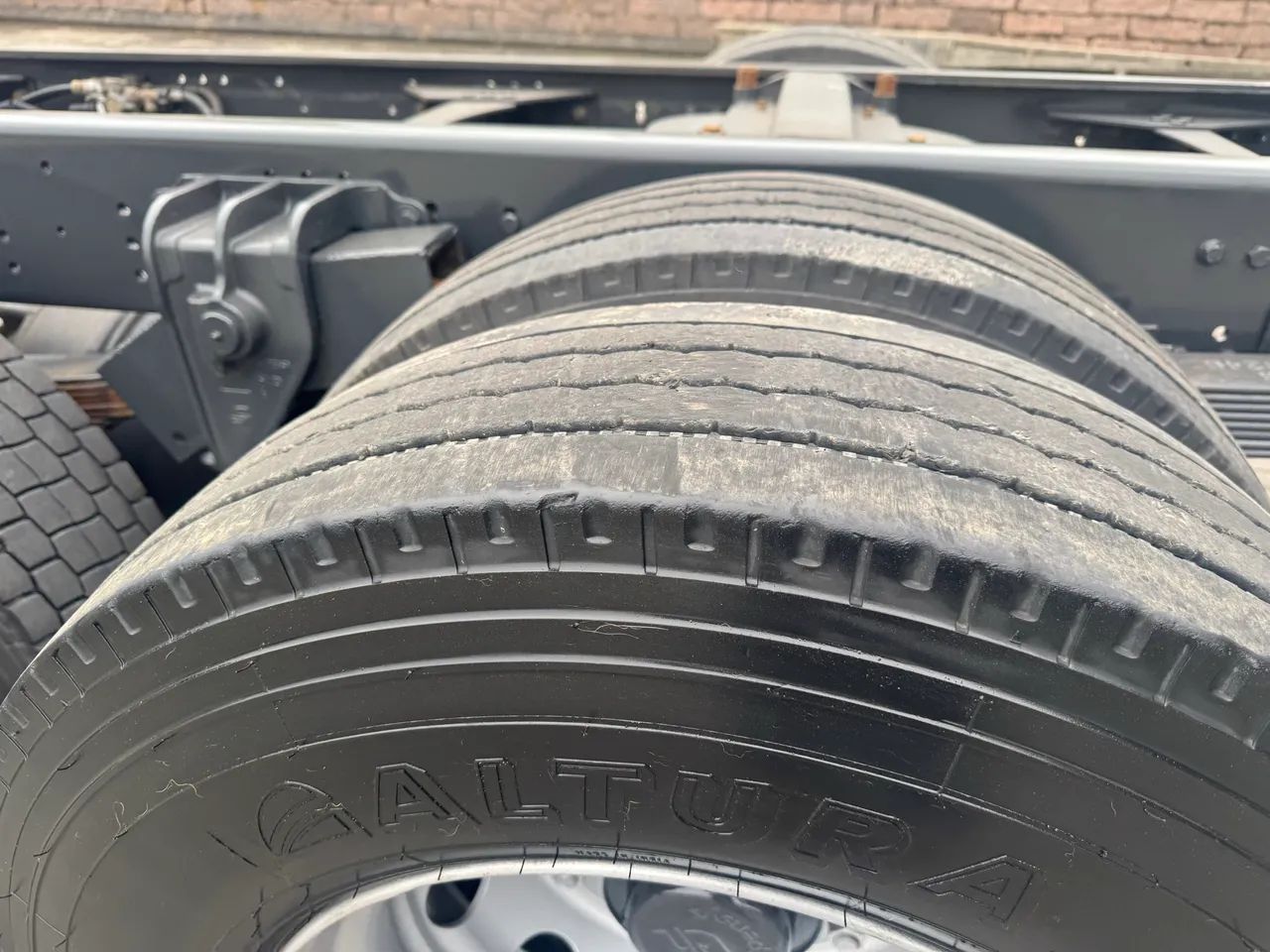 Volvo Vm 330 8x2 Ano 2021 - Foto 13