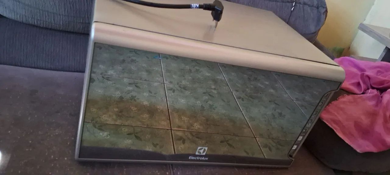 Micro-ondas Electrolux - Usado - Excelente estado