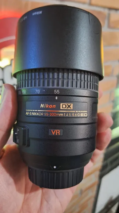 Objetiva Nikon Af-s 55-300mm F4.5-5.6g Ed Vr Dx 