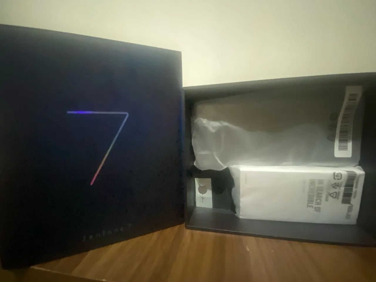   ?Caixa Original ASUS Zenfone 7 Pro + Acessórios (Chave, Manual, Capa)? - Foto 2
