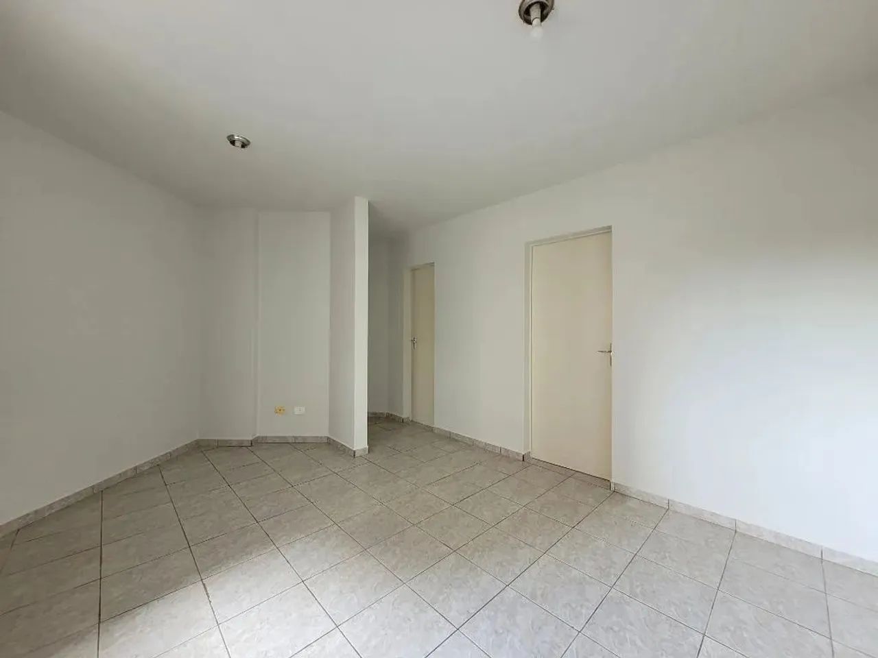 Apartamento para alugar em Maringá, Chácara Paulista, com 3 quartos, com 75.95 m², Vera Re - Foto 3