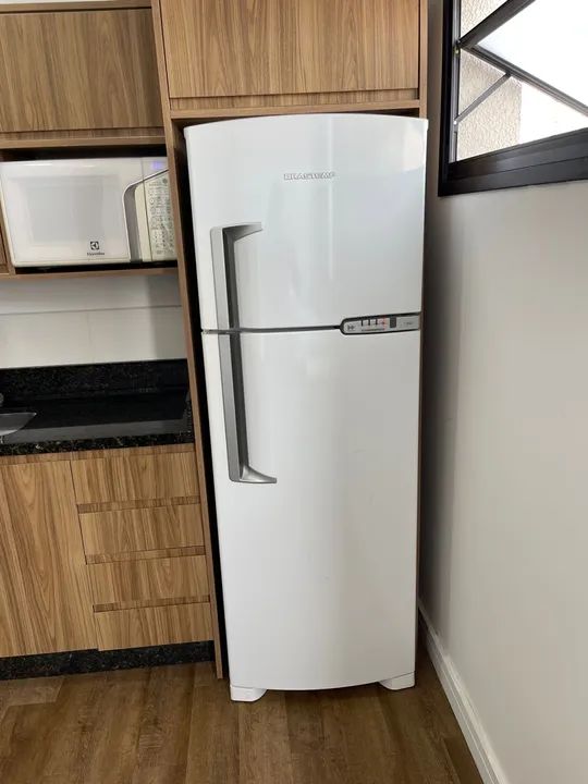 Geladeira Duplex em ótimo estado - Foto 2