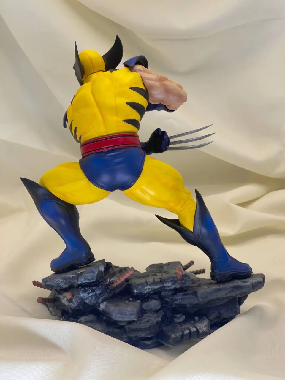 Estátua Wolverine (Clássico) - Marvel X-Men - Foto 4