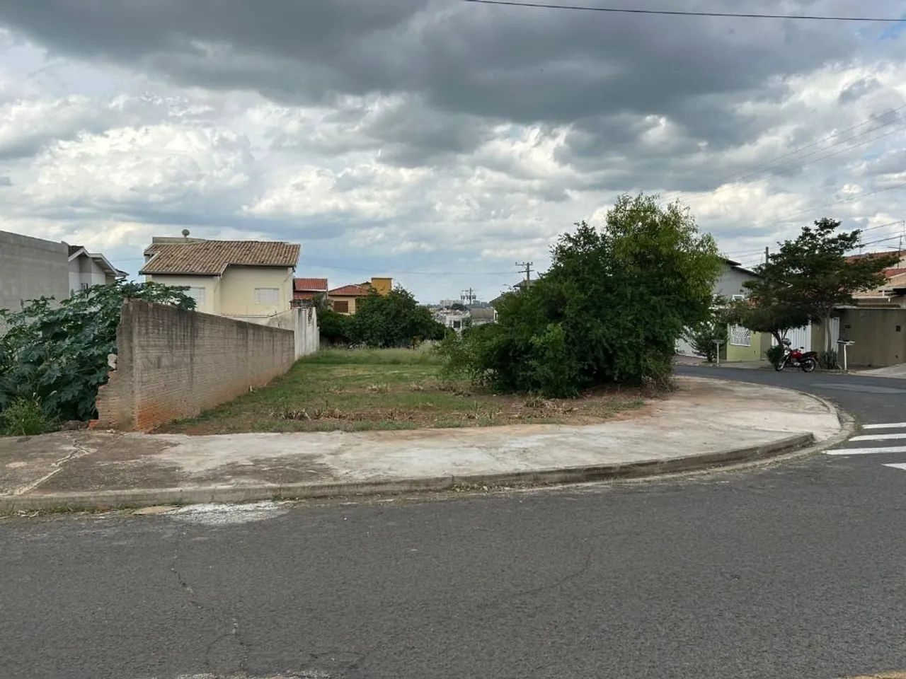 Terreno à venda, 257 m² por R$ 450.000,00 - Jardim Regina - Indaiatuba/SP