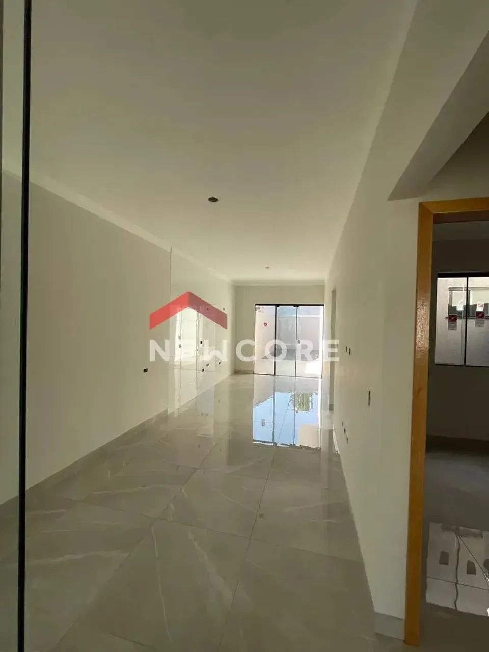 Casa em Rua Pioneiro Nestor Ponciano - Jardim Montreal - Maringá/PR - Foto 2