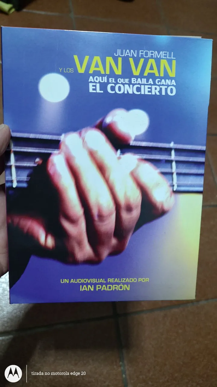 DVD Van Van - Aqui el que baila gana el concierto