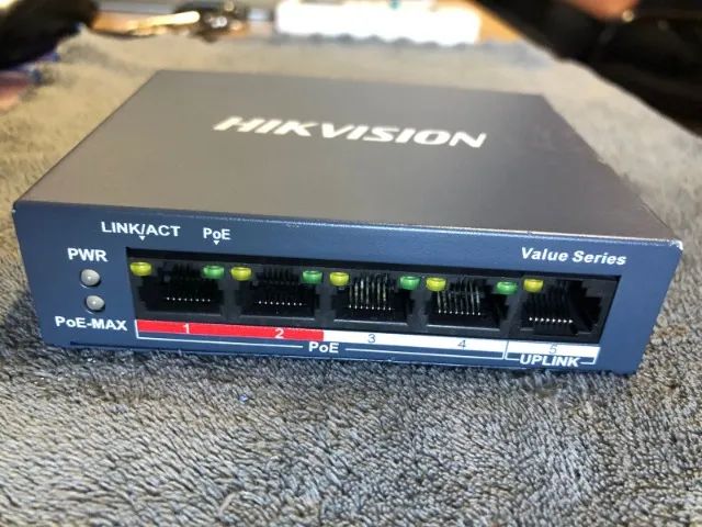 Switch 4 Portas Poe + uplink Inteligente Ethernet  Ds-3e1105p-ei/m