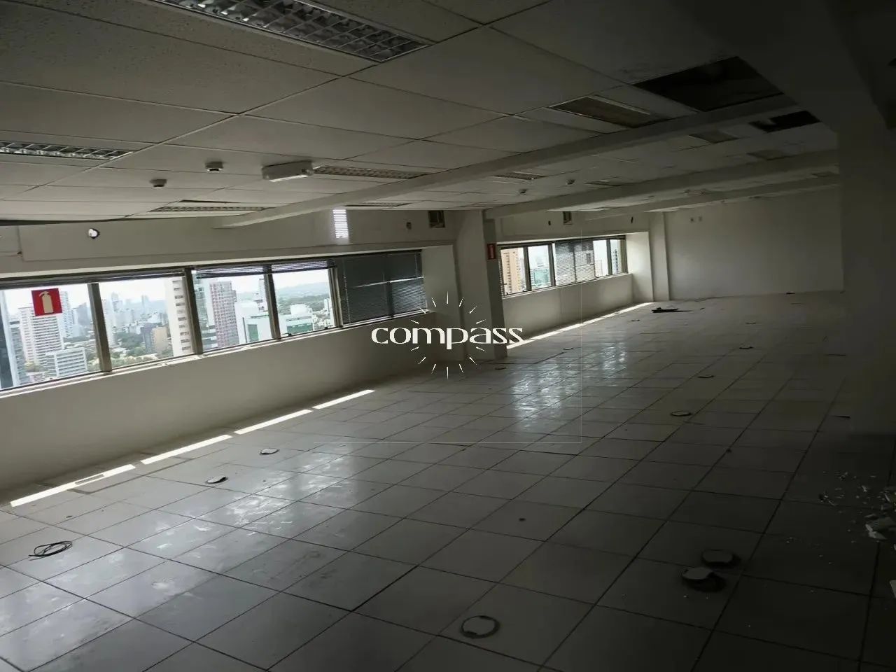 Salas comerciais com 362,04m² para venda e locação no Empresarial Graham Bell na Ilha do L