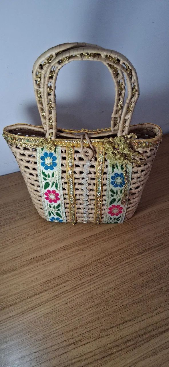 Bolsa Musa Lira - Nova, artesanal e exclusiva! - Foto 2