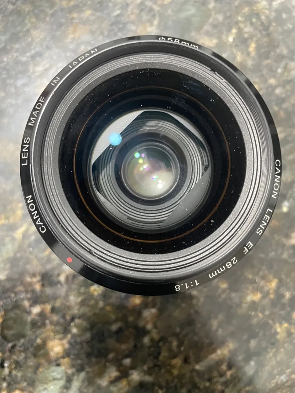 Lente 28mm 1.8 Ultrasonic