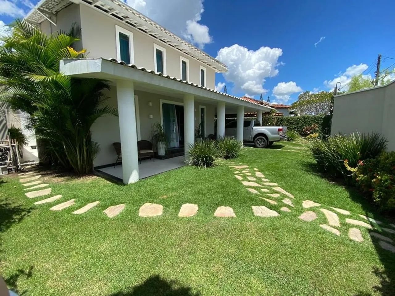Vendo casa 3 suites com hidro e piscina 