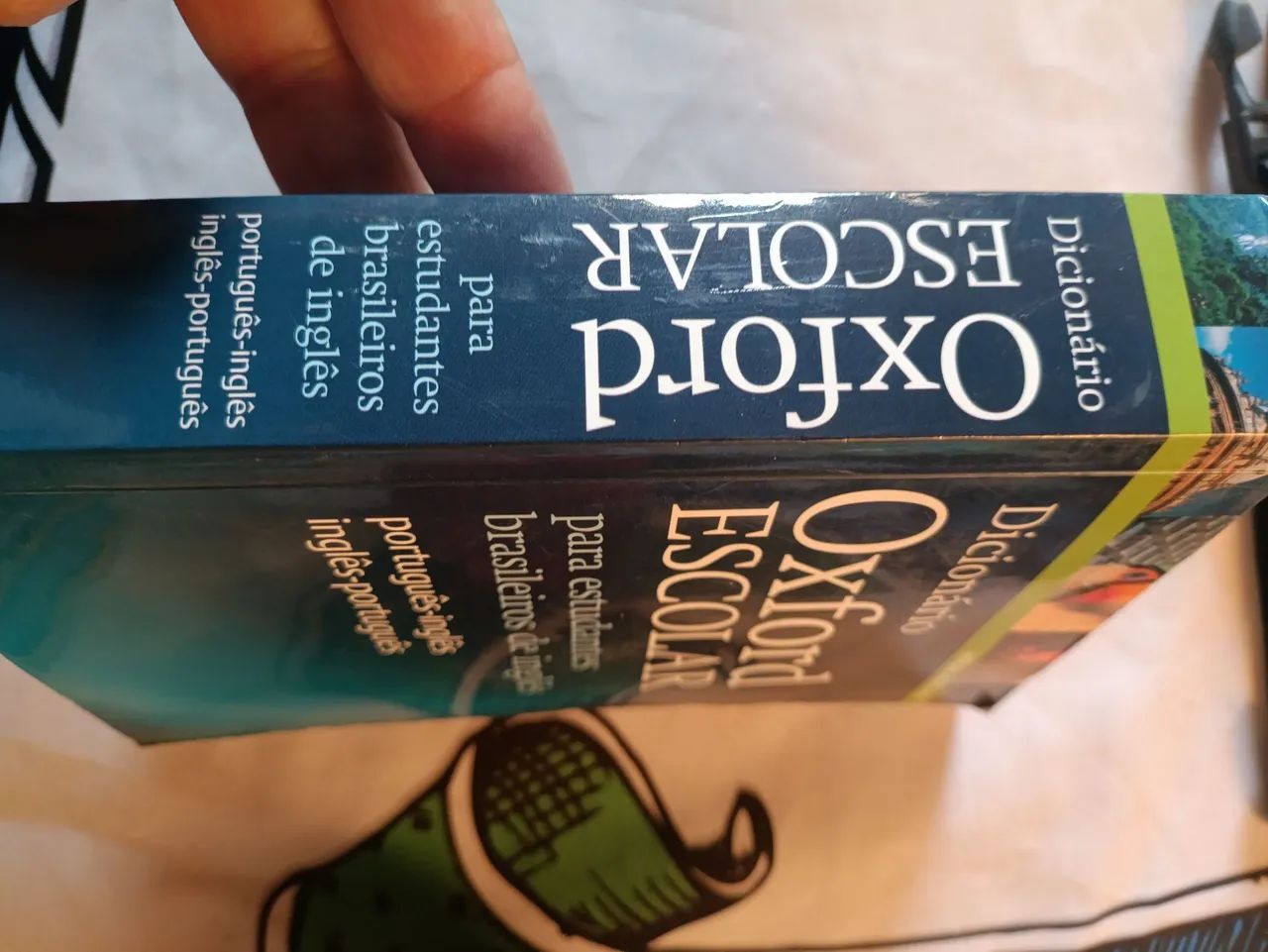 Dicionário Oxford ESCOLAR nova edição Dicionário Oxford Escolar para estudantes brasileiros de inglês R