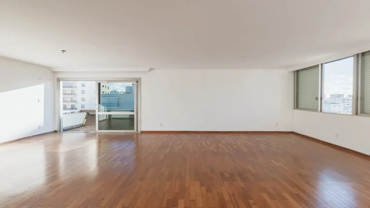 Apartamento para Locação em Santa Cecília com 210m², 3 Dormitórios e 2 Vagas de Garagem.