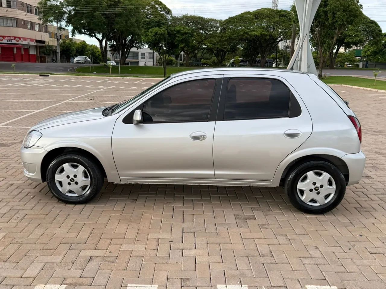 Chevrolet Celta Spirit/ LT 1.0 MPFI 8V Flexp. 5P 2013 - Foto 8