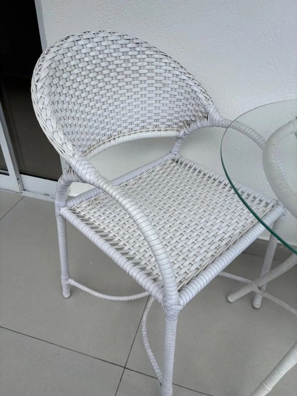 Mesa exterior 64840826047361122