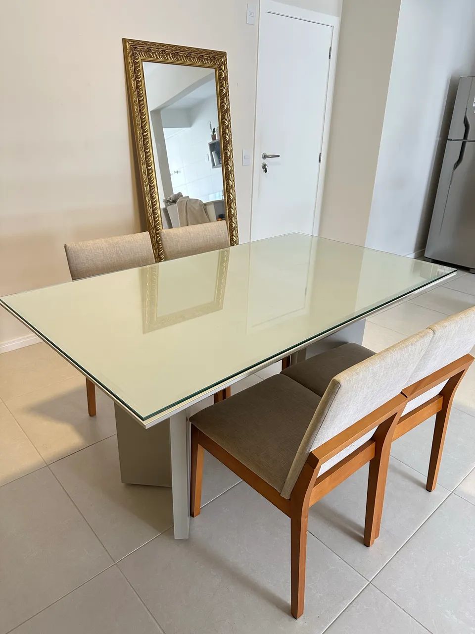 Dining table with 4 chairs64520807413250120