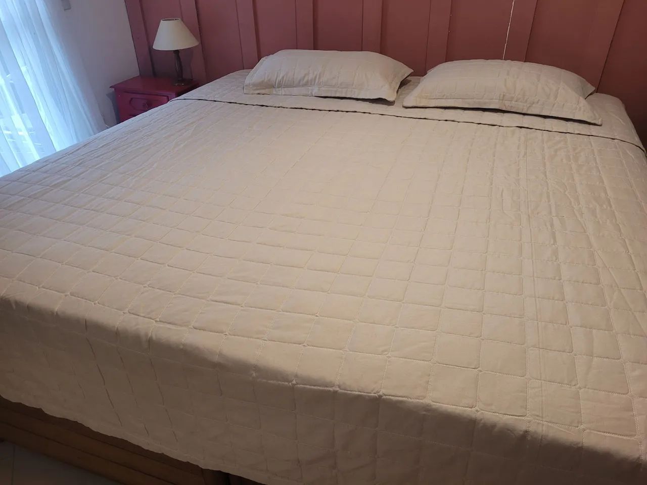 Cama Box Baú King em Madeira com Colchão 