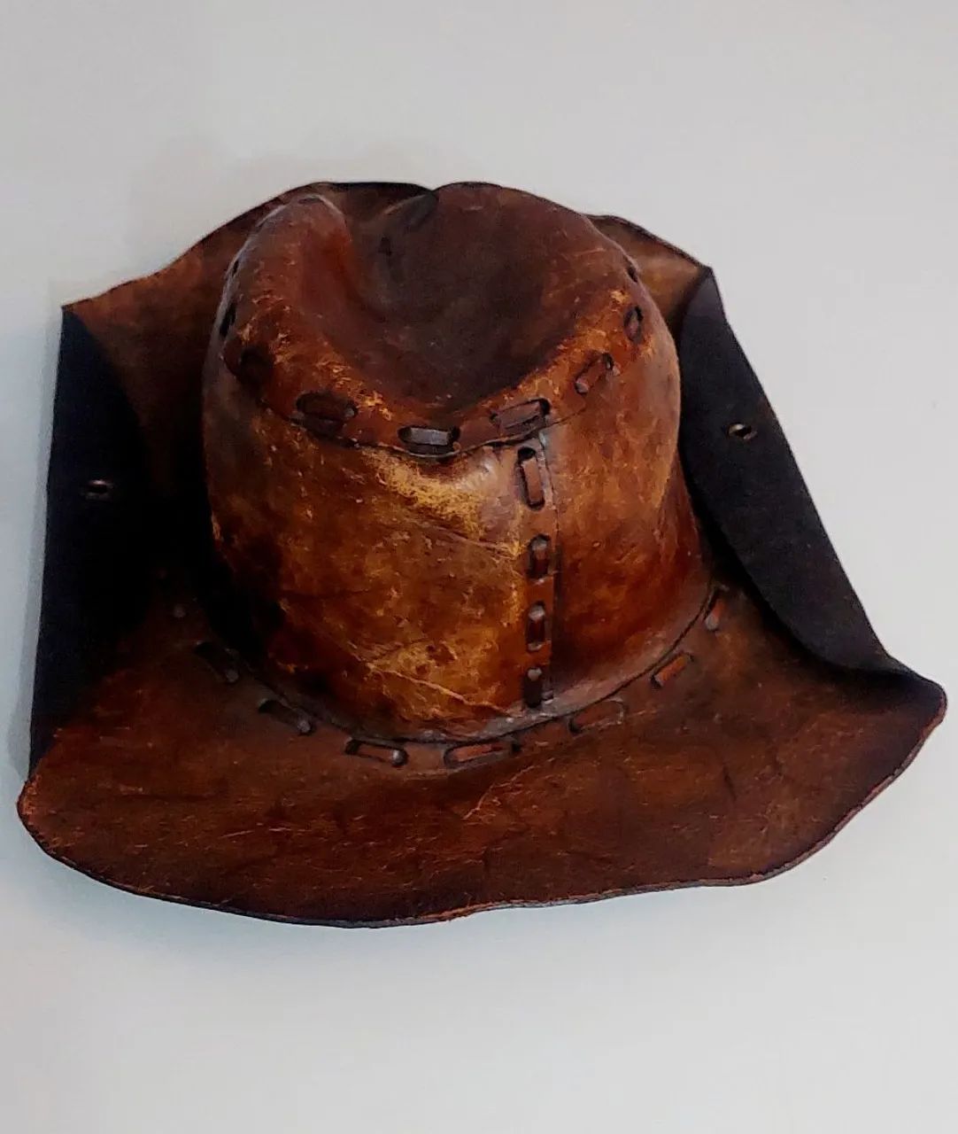 Antigo Chapéu de Couro
