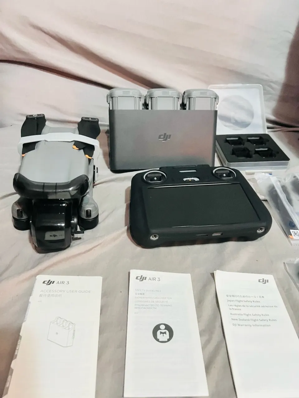 Drone DJI Air 3 - Fly More Combo RC2 + jogo de filtros ND
