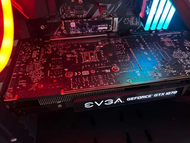 Placa de video EVGA 1070 8G