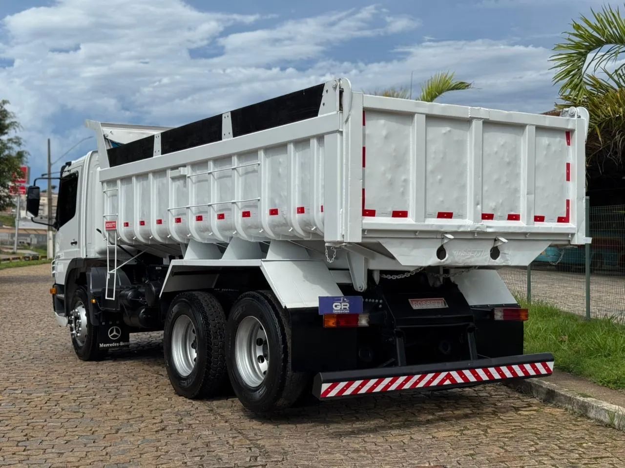 CAMINHÃO MB ATEGO 2425 2011 TRUCK CAÇAMBA ÚNICO DONO EXTRA - Foto 4