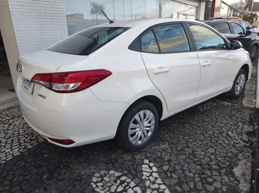Toyota YARIS 1.5 16V FLEX SEDAN XL MULTIDRIVE - Foto 4