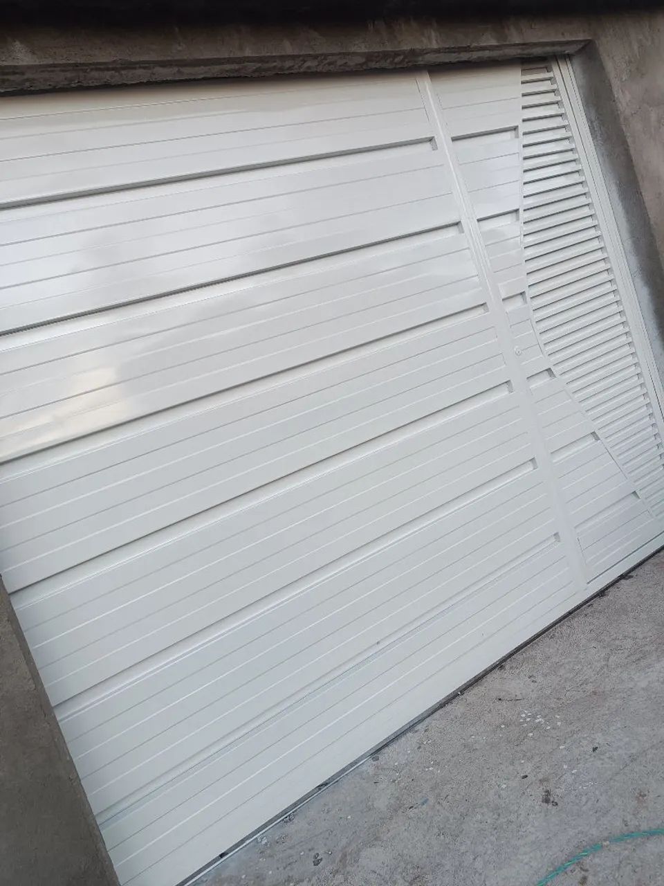 Portões sob encomenda64842058441858121