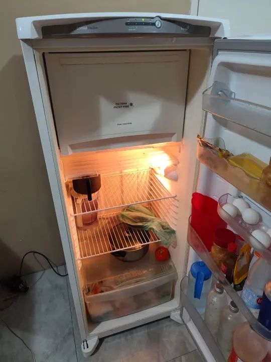 Refrigerador Consul Frost Free 300 Litros CRB36ABBNA Branco 220 Volts - Foto 5