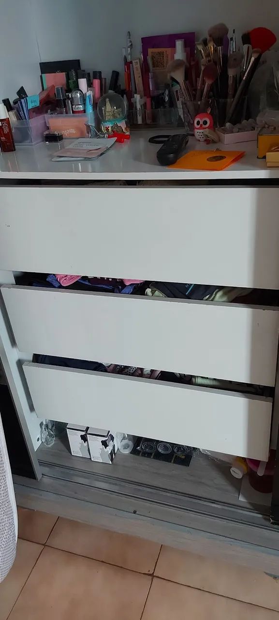 Guarda-Roupa Moderno com Espelho - Foto 5