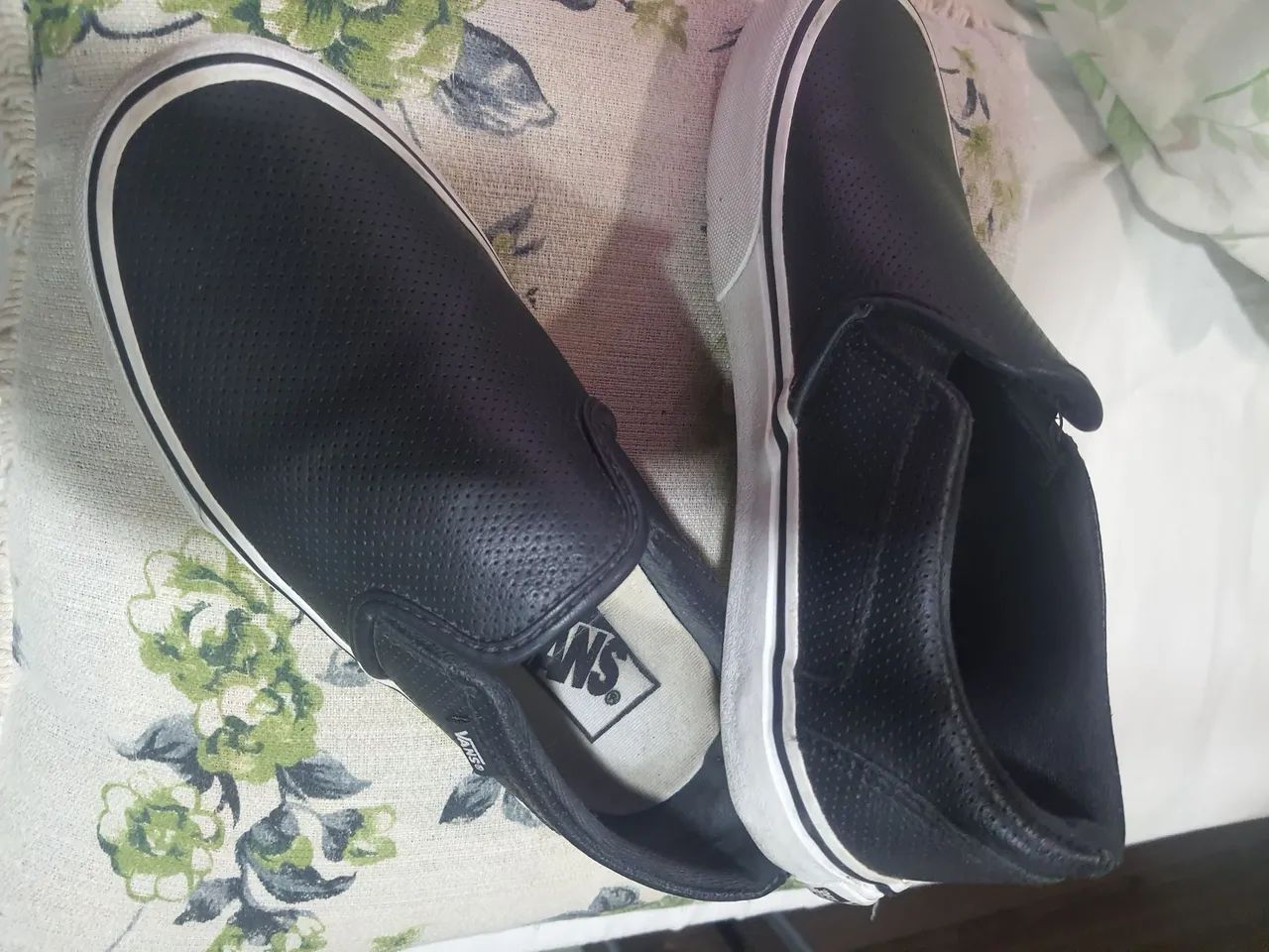 Tênis Vans Slip-0n tamanho 35 Couro Calçados Parque Paulicéia