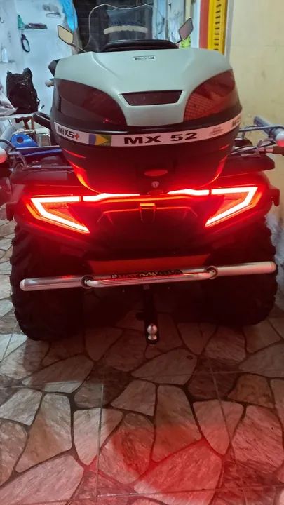 Vendo um quadriciclo raridade todo equipado 
