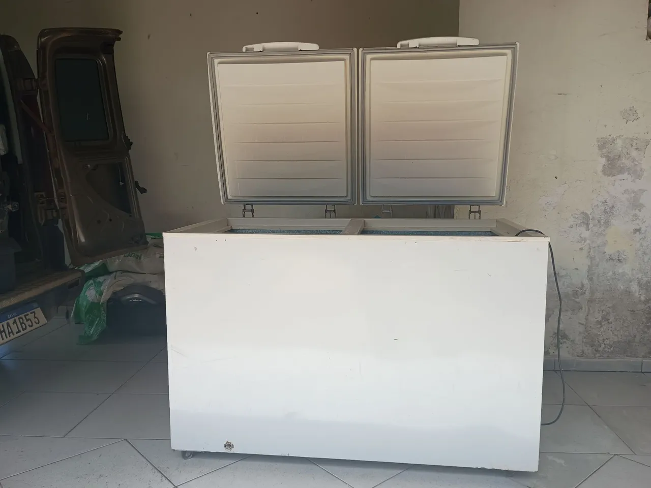 VENDO ESTE FREEZER TOP
