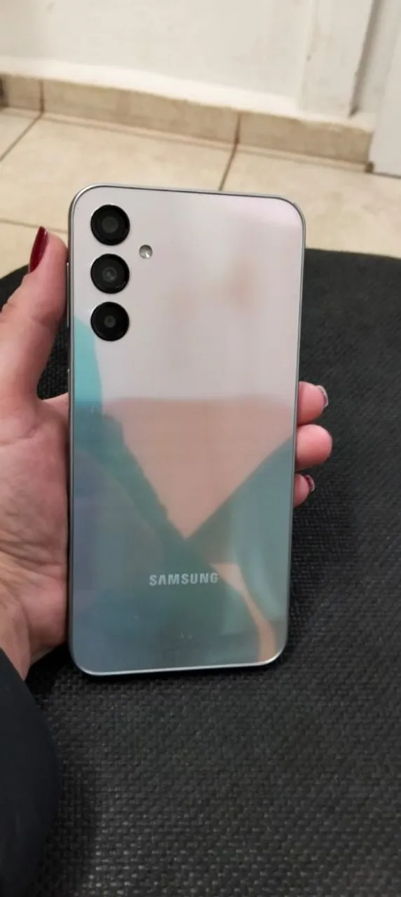 Samsung A24